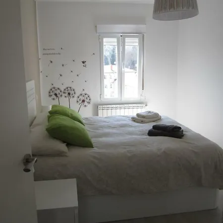 Apartamento Loló Vivienda De Uso Turístico 09-27 *